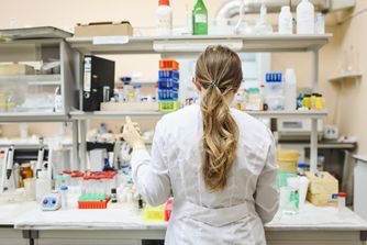 laboratoires